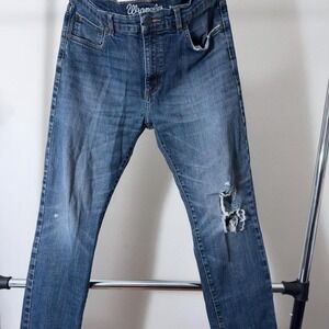 Vintage Wrangler slim fit jeans, distressed, ripped, super stretchy material